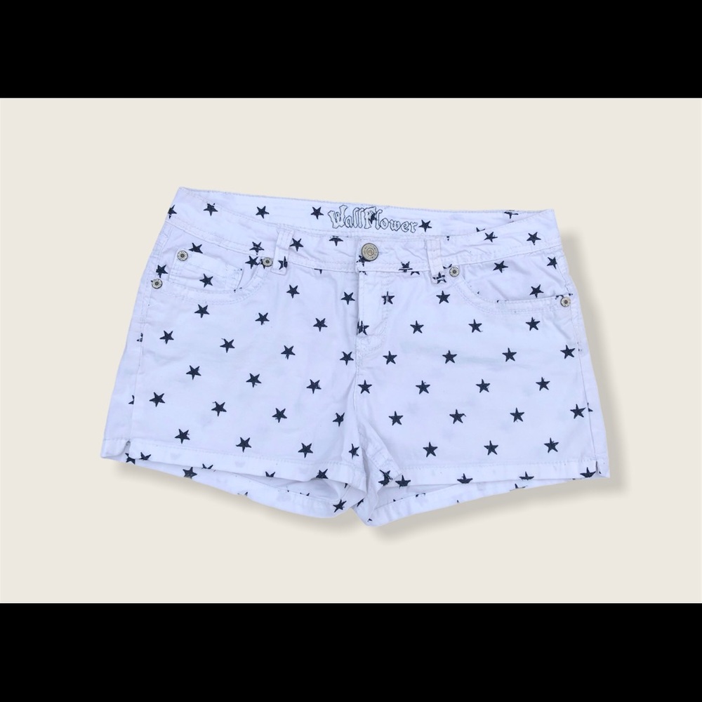 Wallflower White/Blue women’s short‎ Sz 13